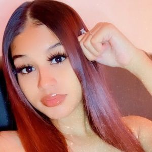 Meet your Posher, Mia